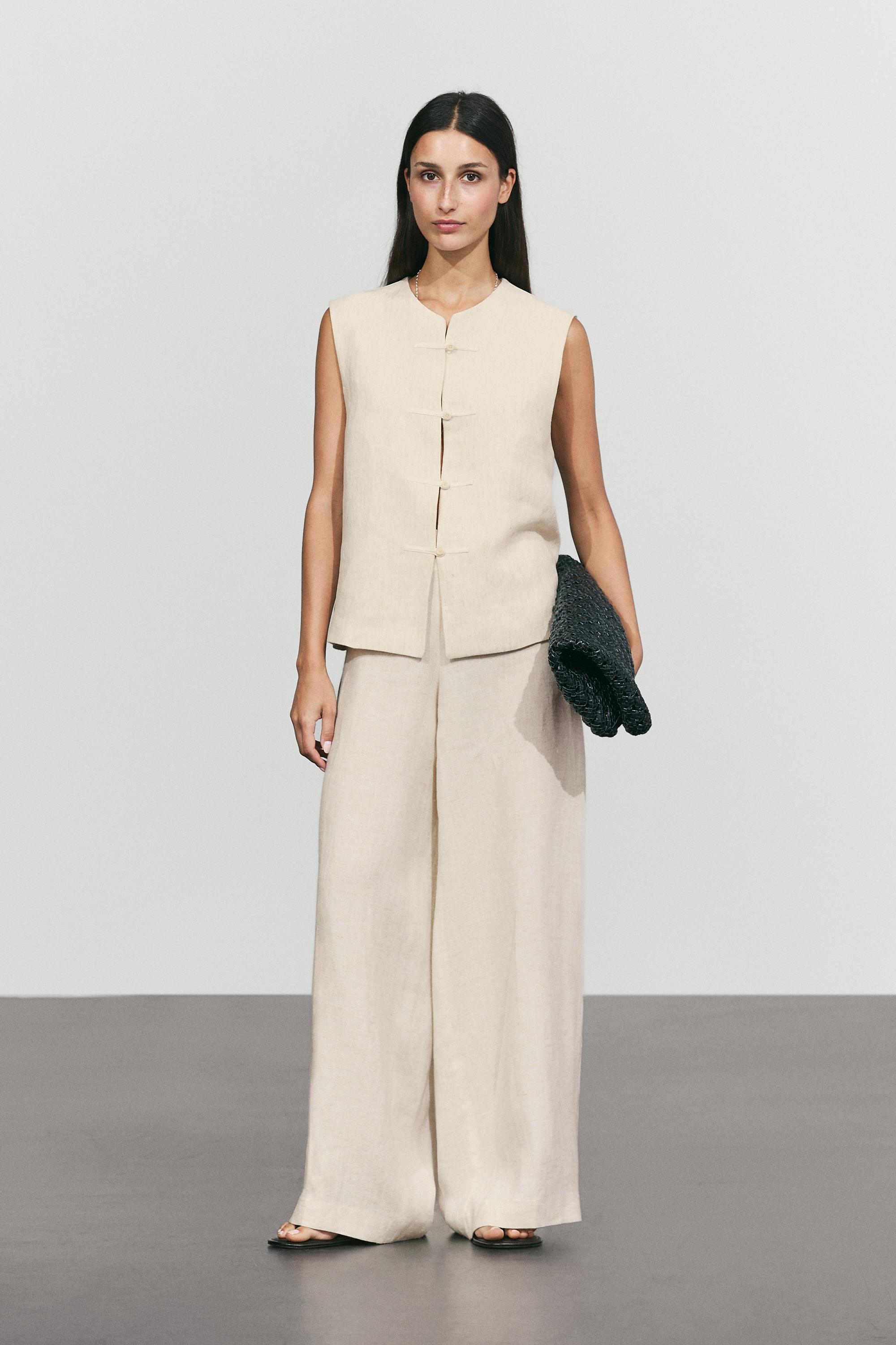 Linen blend button-detail vest